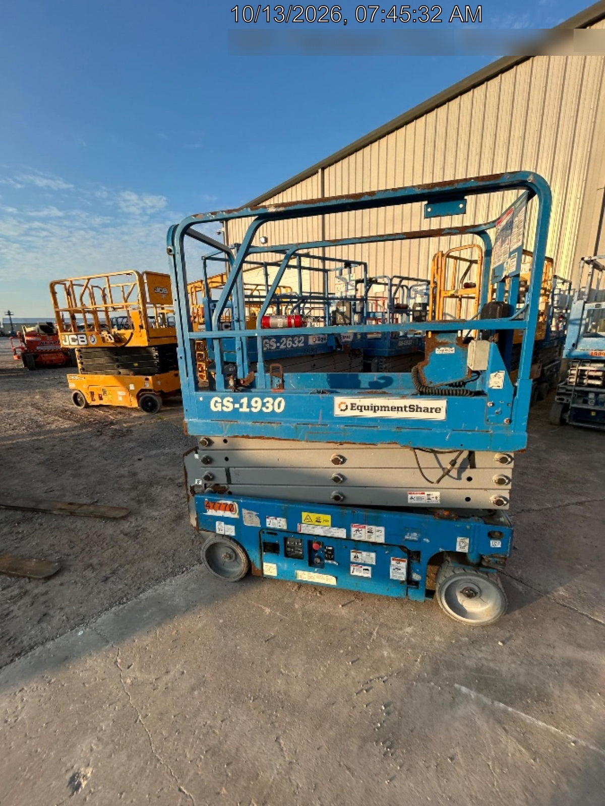 2019 Genie GS-1930 Fixed Rails with Chain Entry