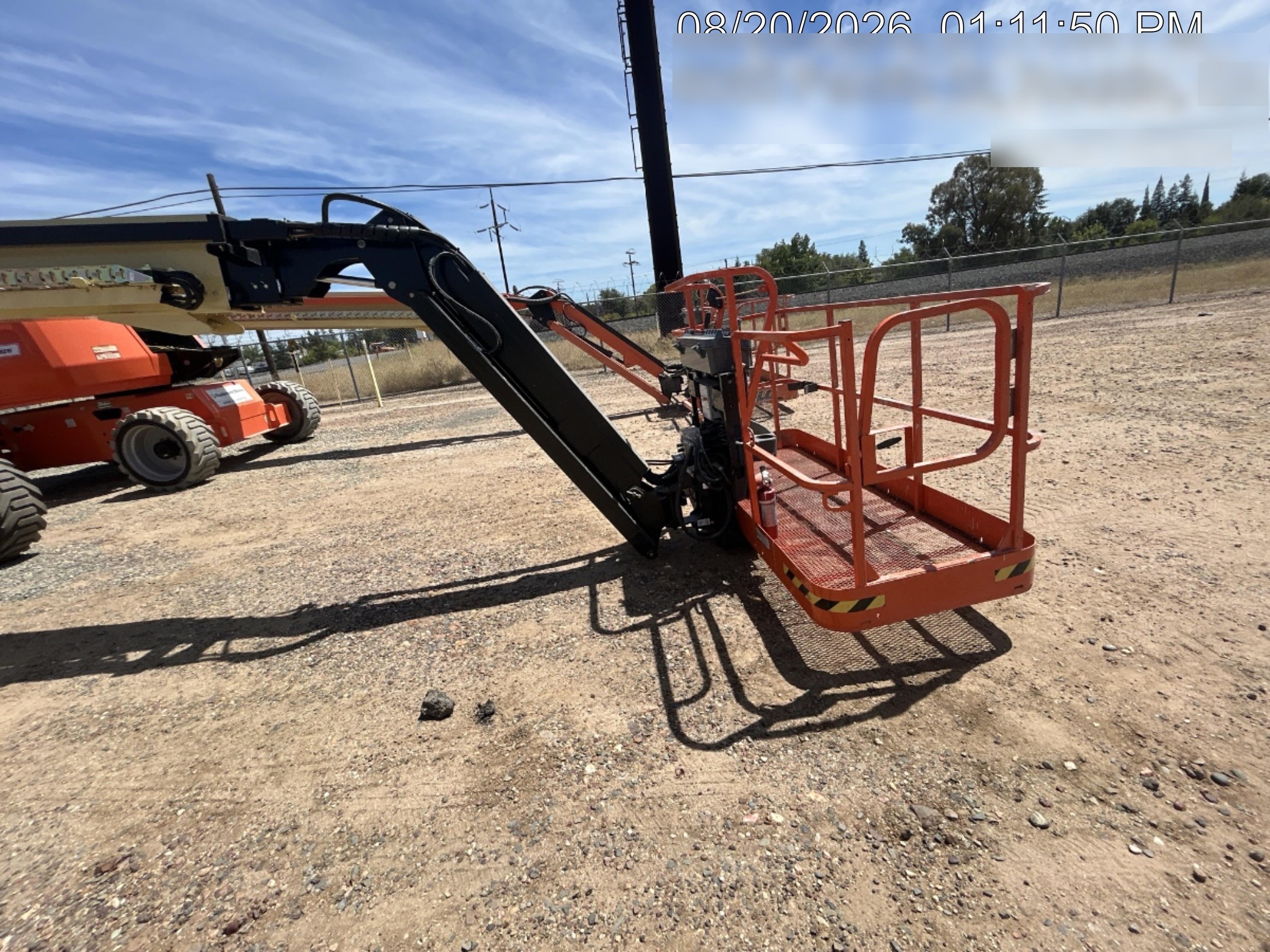 2025 JLG 660SJ