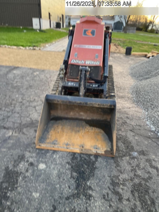2020 DITCH WITCH SK800A