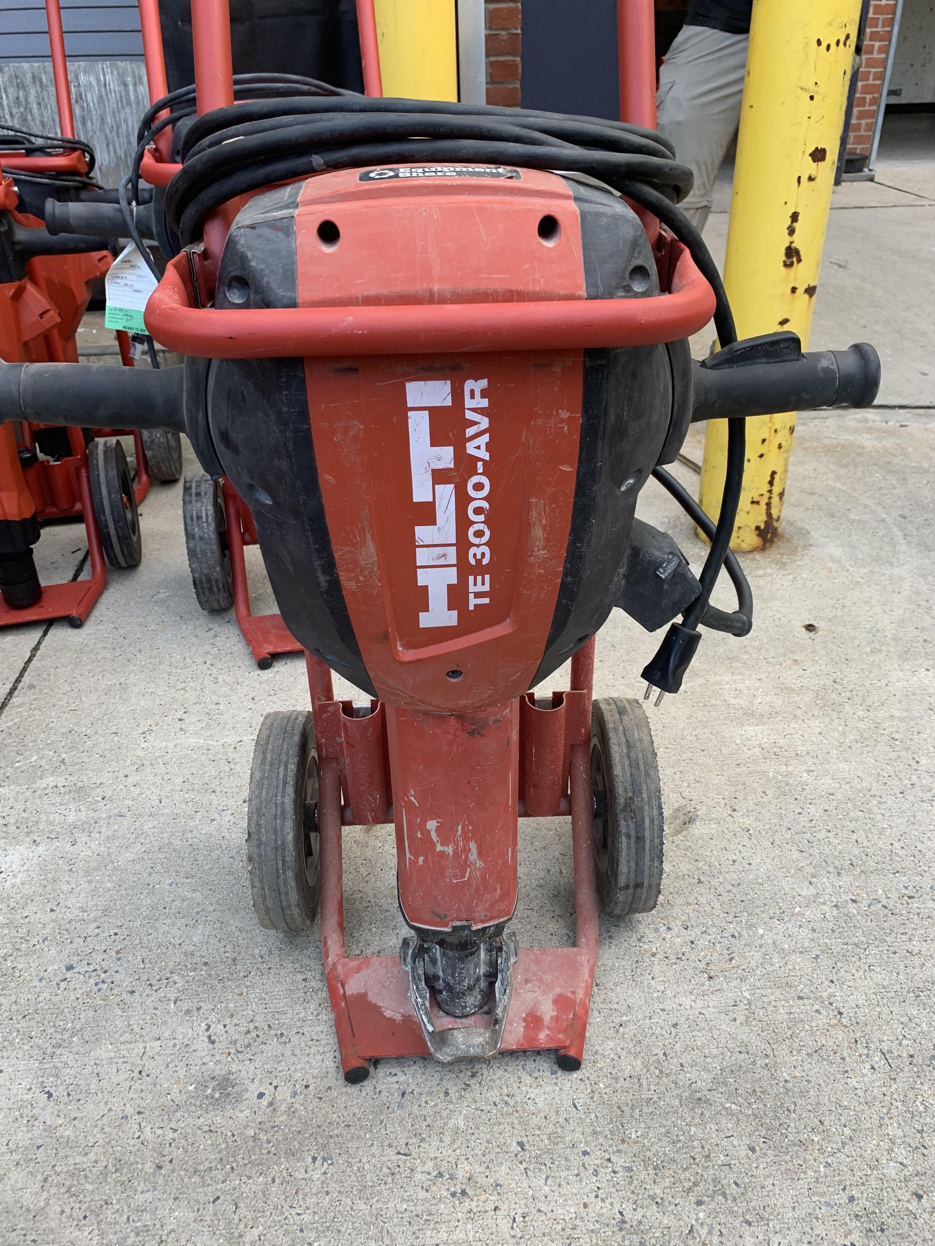 2020 HILTI TE 3000-AVR