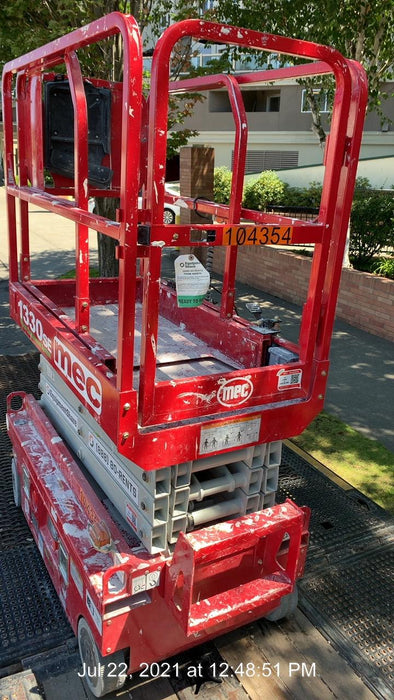 2020 MEC 1330SE Solid NM Tires, Steel Swing out Doors, LCS, Beacon, 900W Inverter