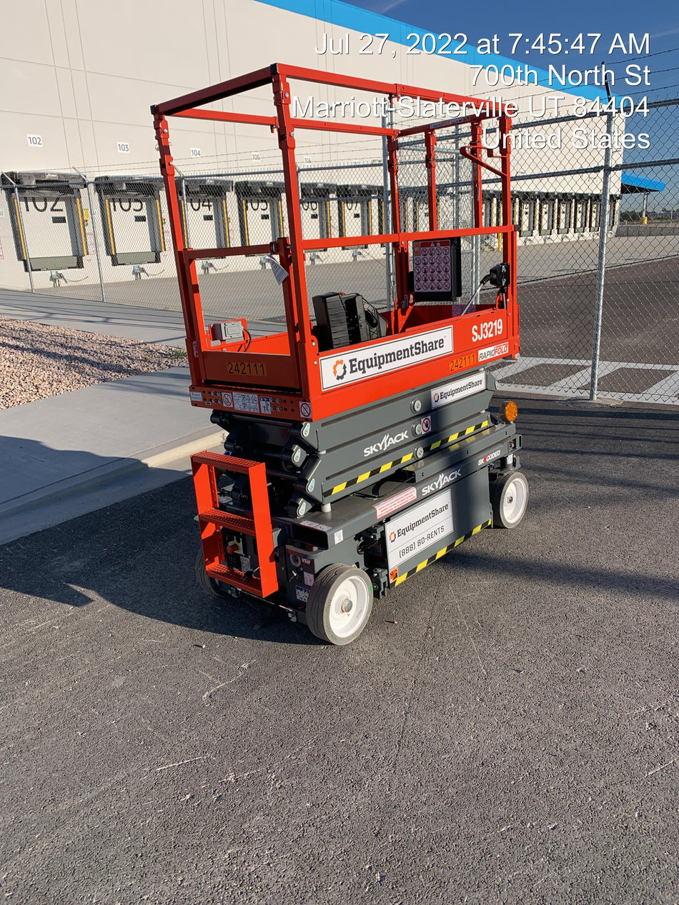 2022 SKYJACK SJ3219