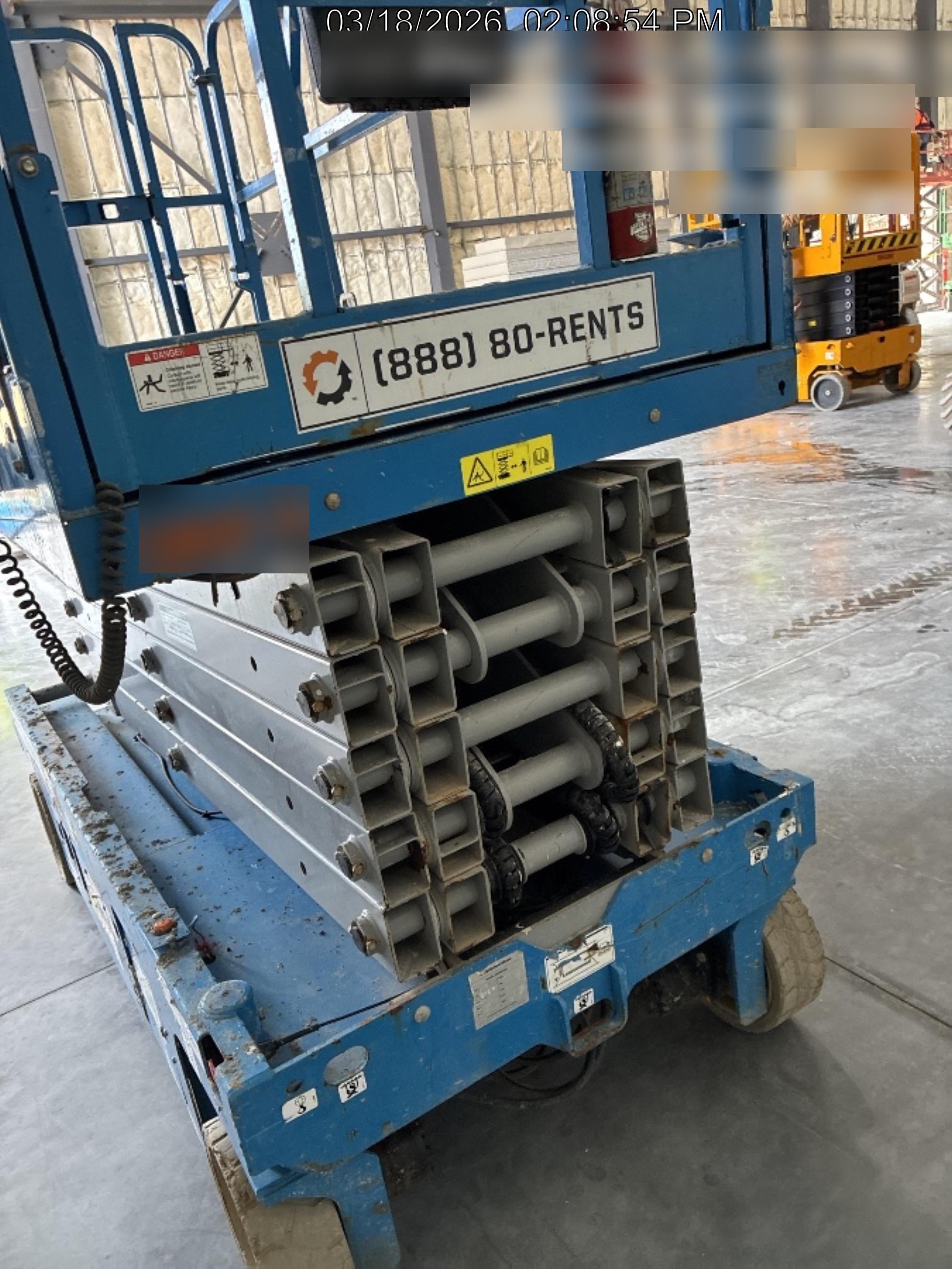 2019 Genie GS-4047 Folding rails with half height swing gate
