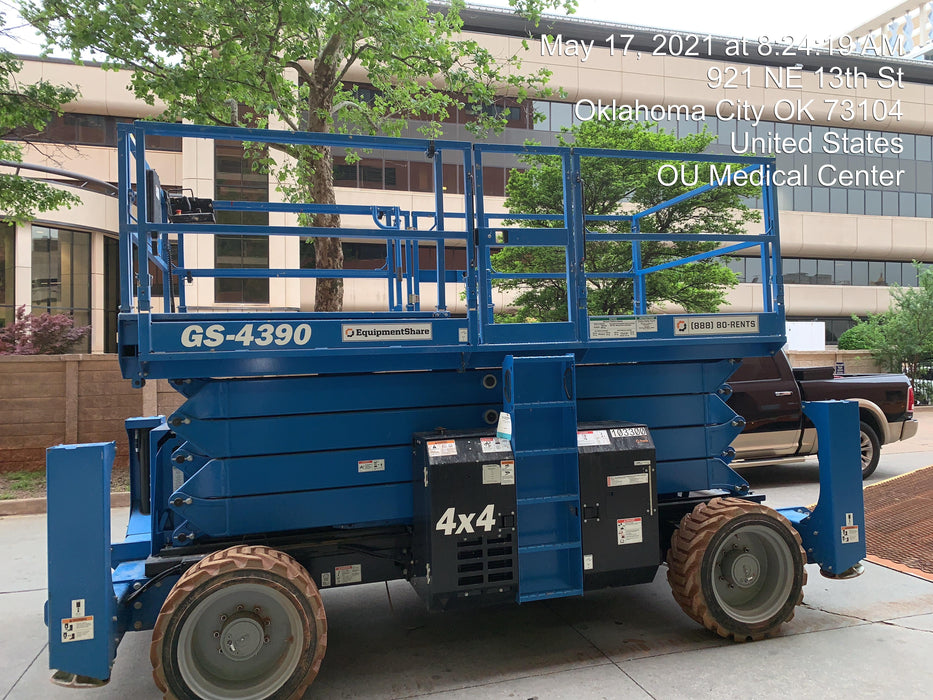 2020 GENIE GS-4390 RT