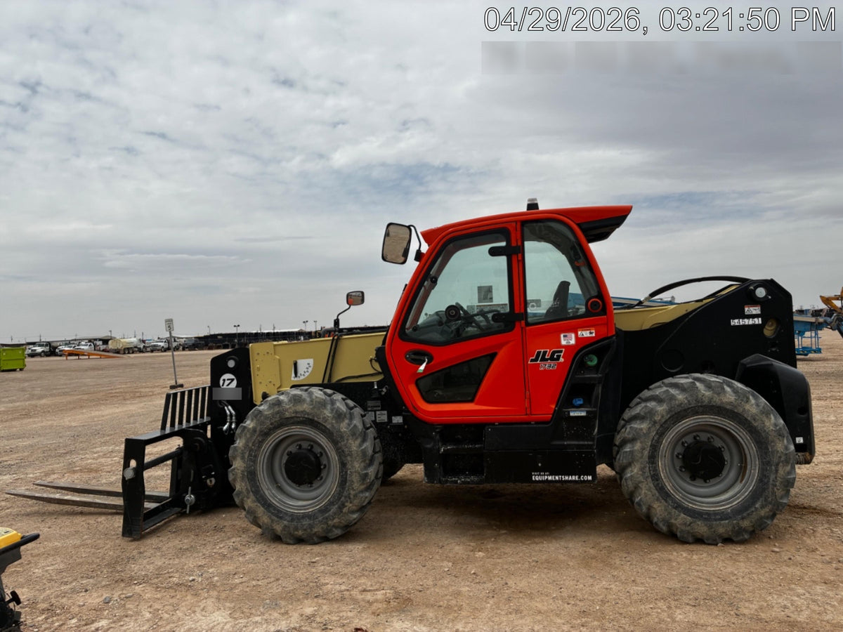 2025 JLG 1732