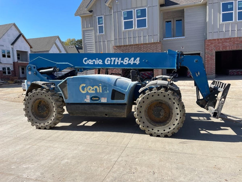 2017 Genie GTH-844 Solid Tires