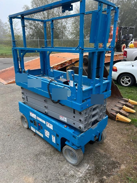 2020 Genie GS-1930 Solid Non Marking Tires, Beacon, Folding rails with half height swing gate, 800W Inverter