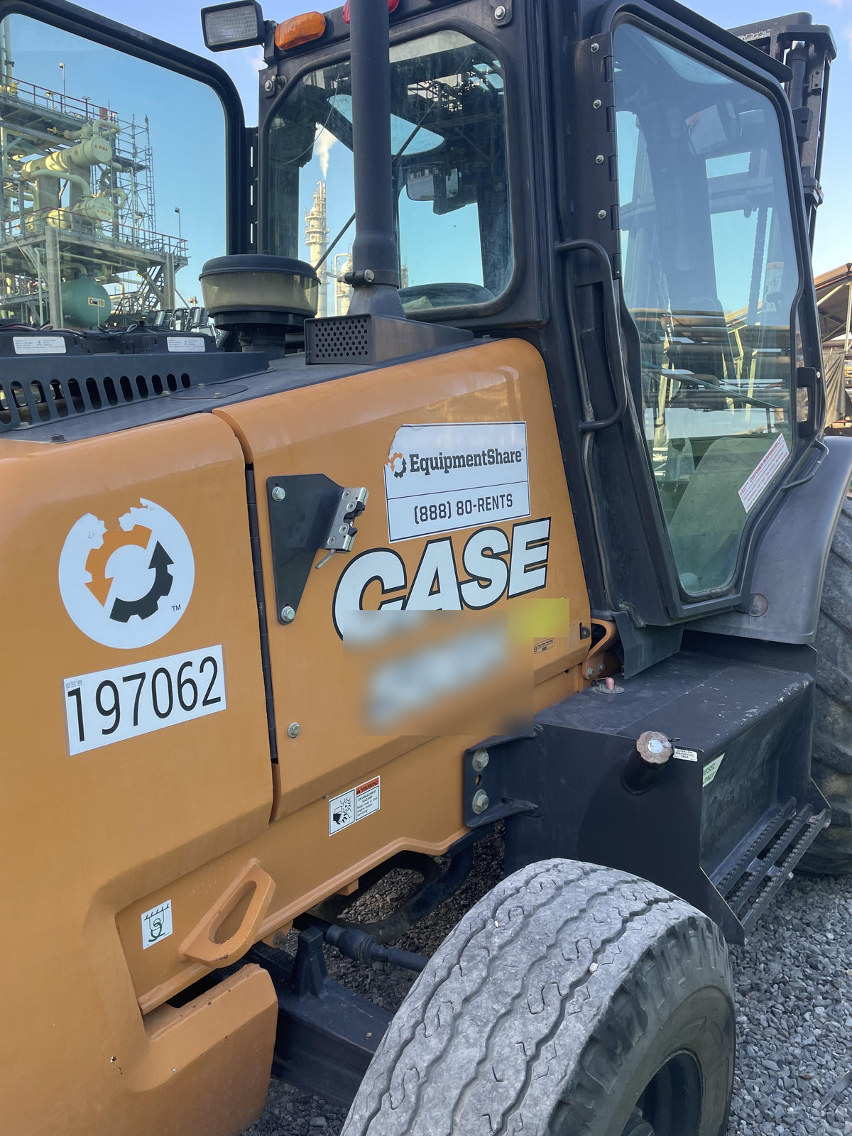 2021 CASE 586H