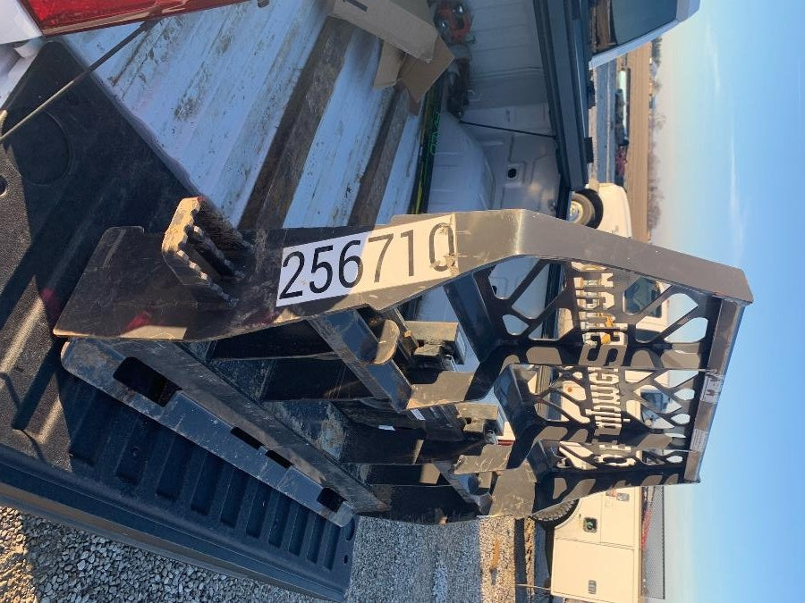 2022 PALADIN 48" Pallet Forks - Paladin