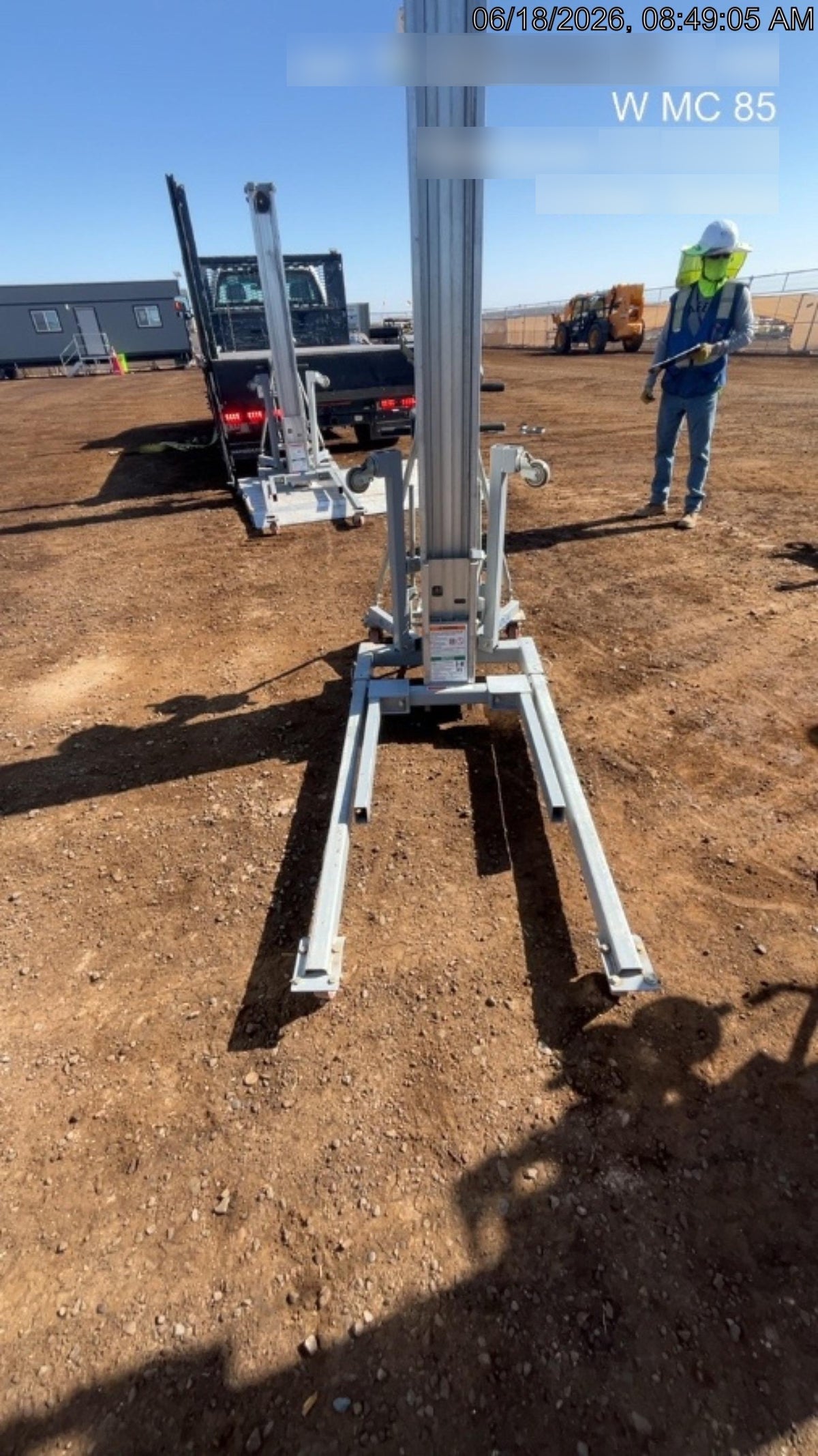 2023 GENIE SLC-24