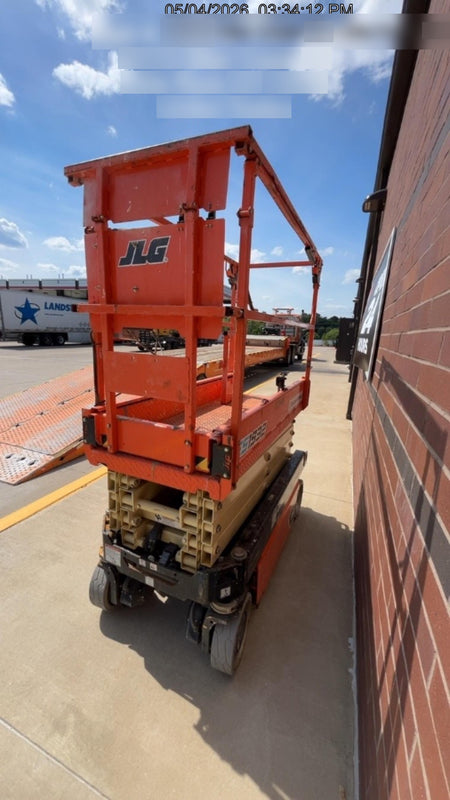 2022 JLG ES1932