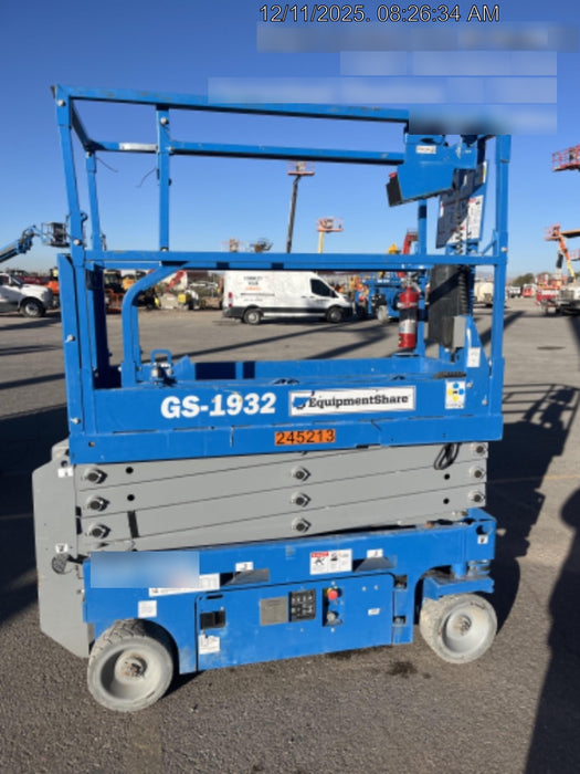 2022 GENIE GS-1932