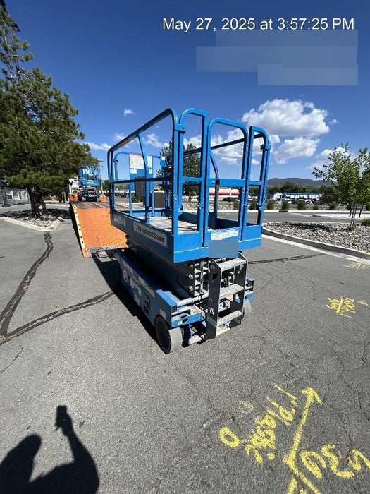 2019 Genie GS-2646 folding rails with full height swing gate