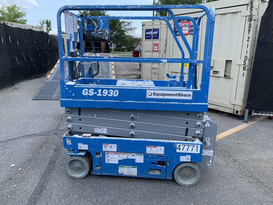 2019 Genie GS-1930 Fixed Rails with Chain Entry