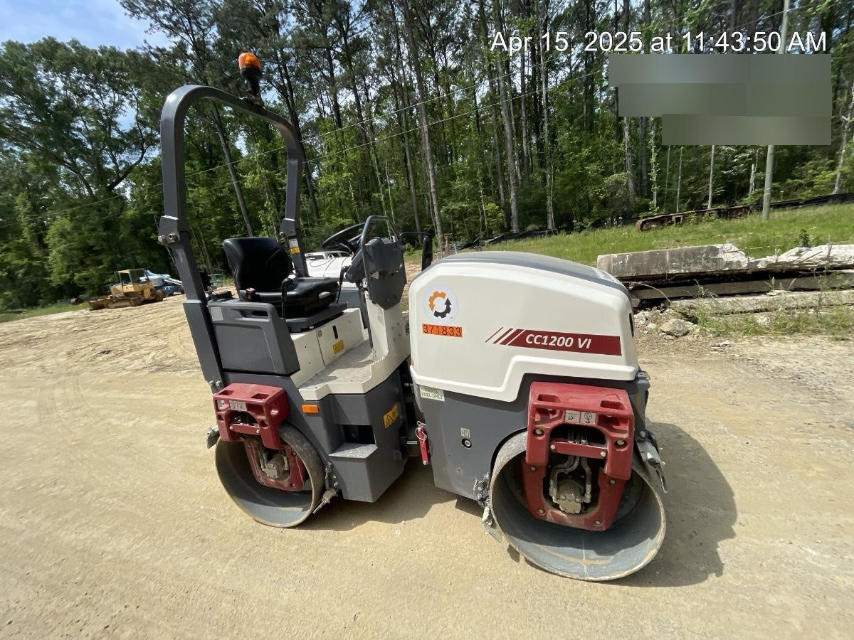 2023 DYNAPAC CC1200