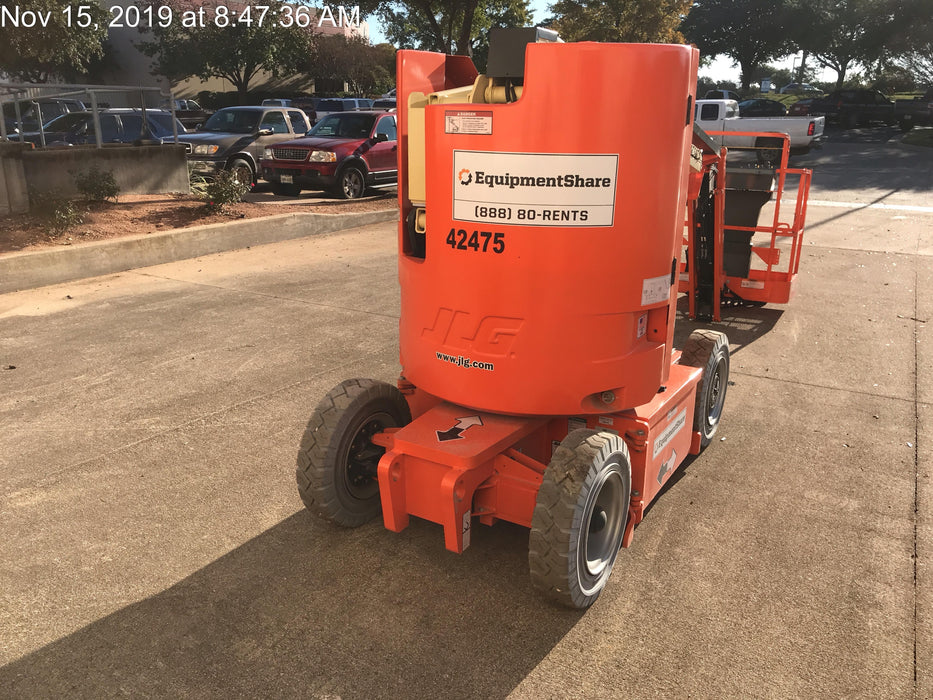 2019 JLG E300AJP