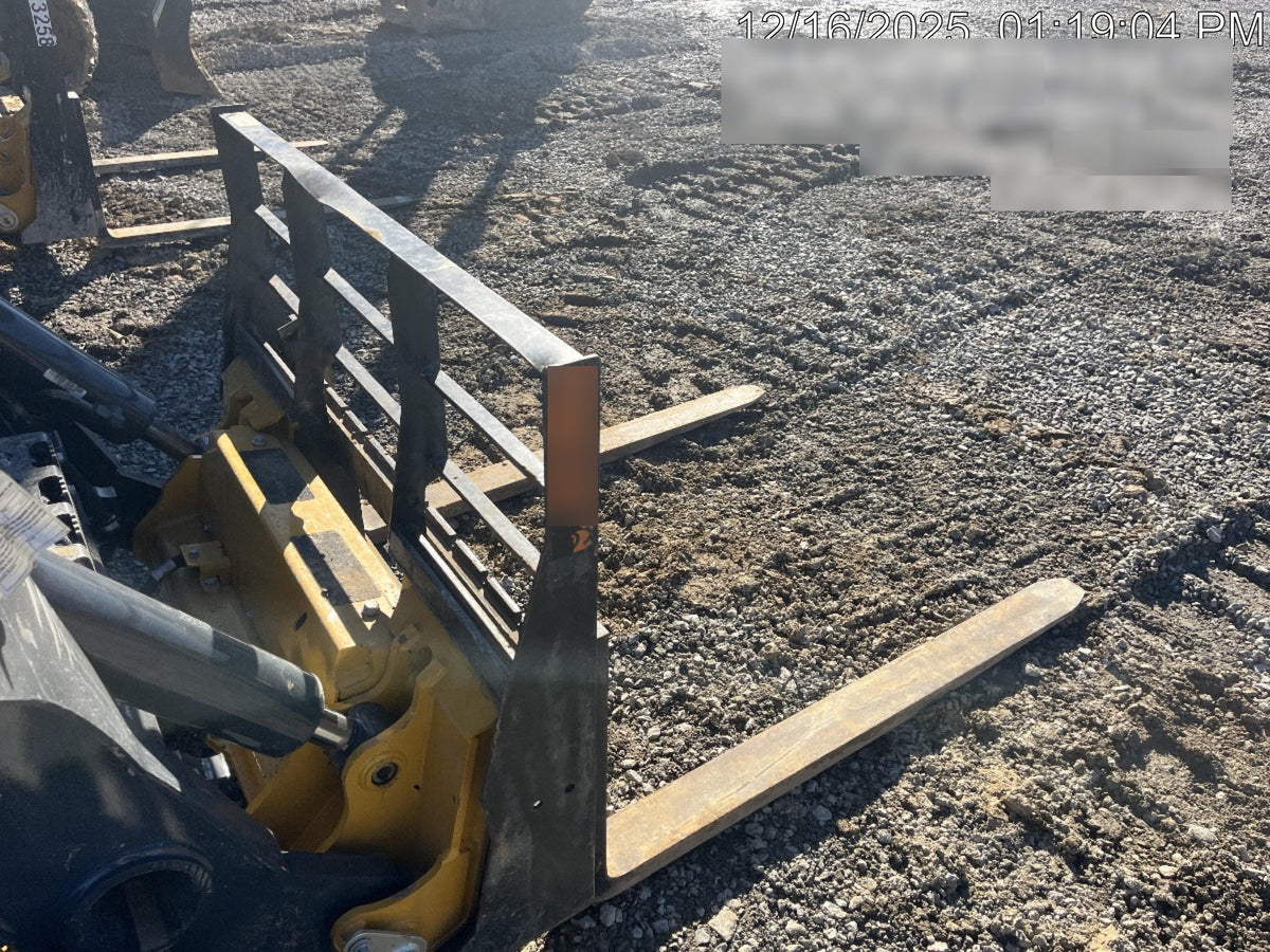 2023 ARROW MATERIAL HANDLING 48" Pallet Forks - Arrow