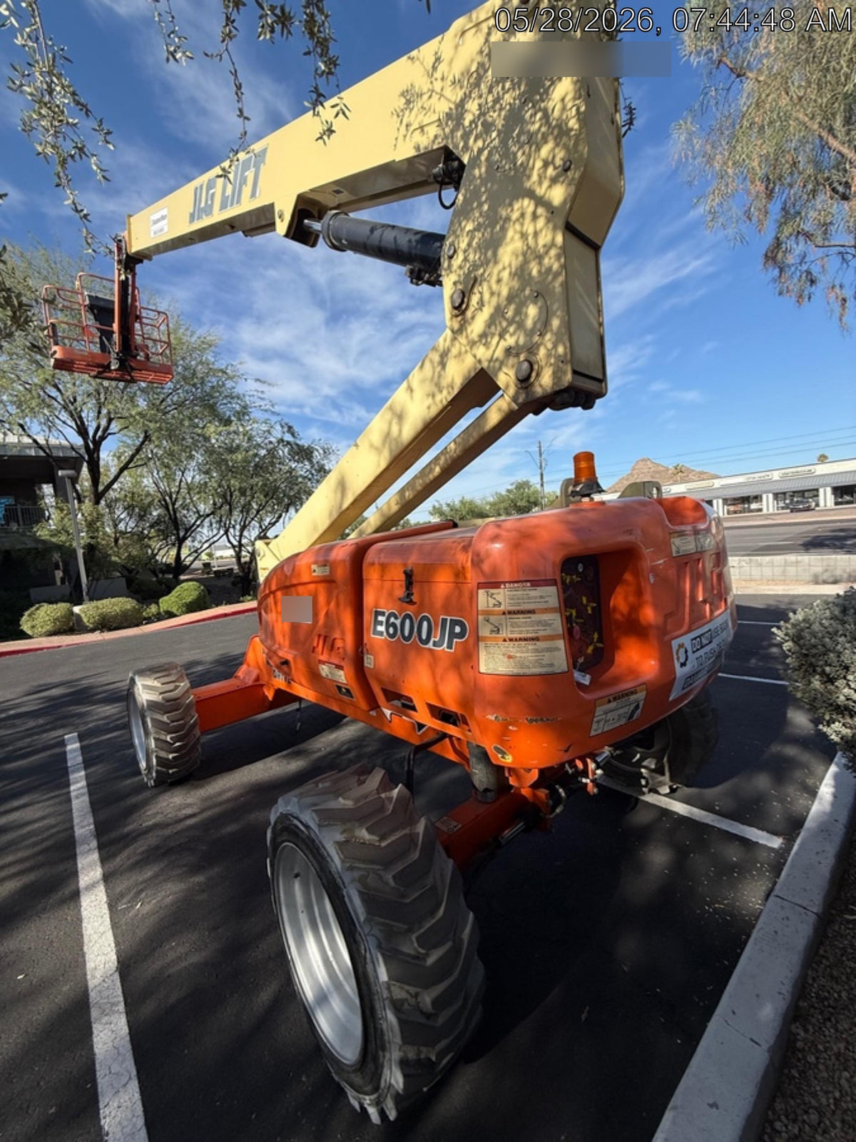 2019 JLG E600JP