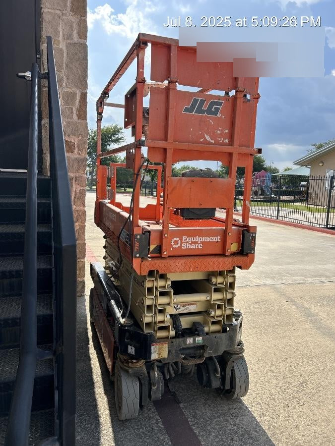 2022 JLG ES1932