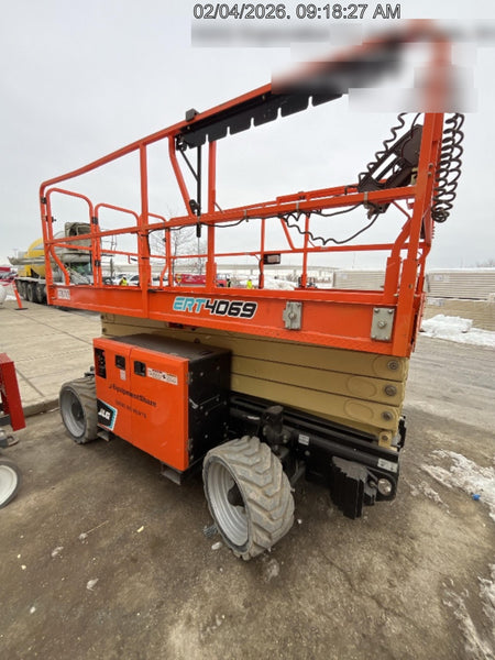 2021 JLG ERT4069