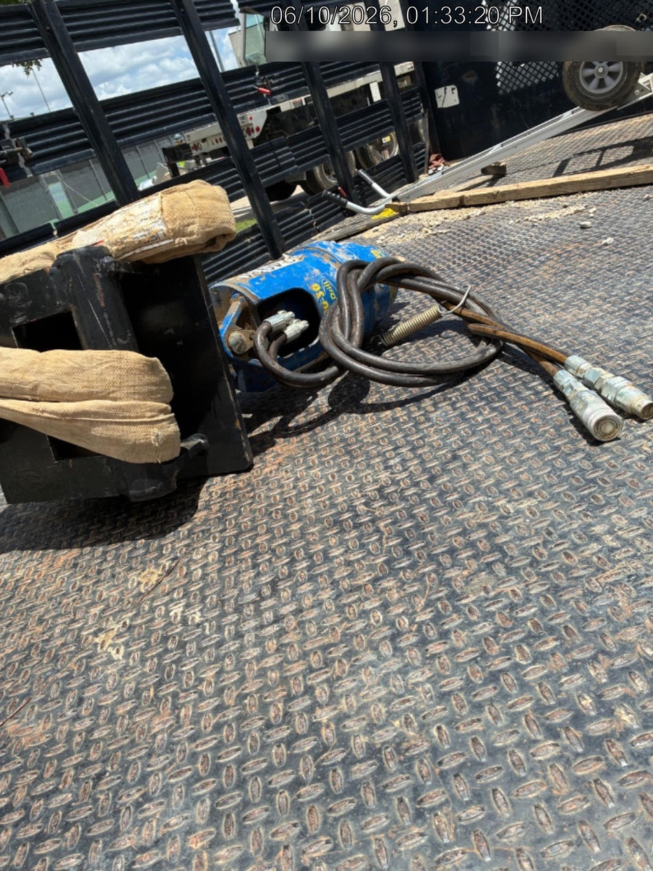 2024 AUGER TORQUE 3300-30