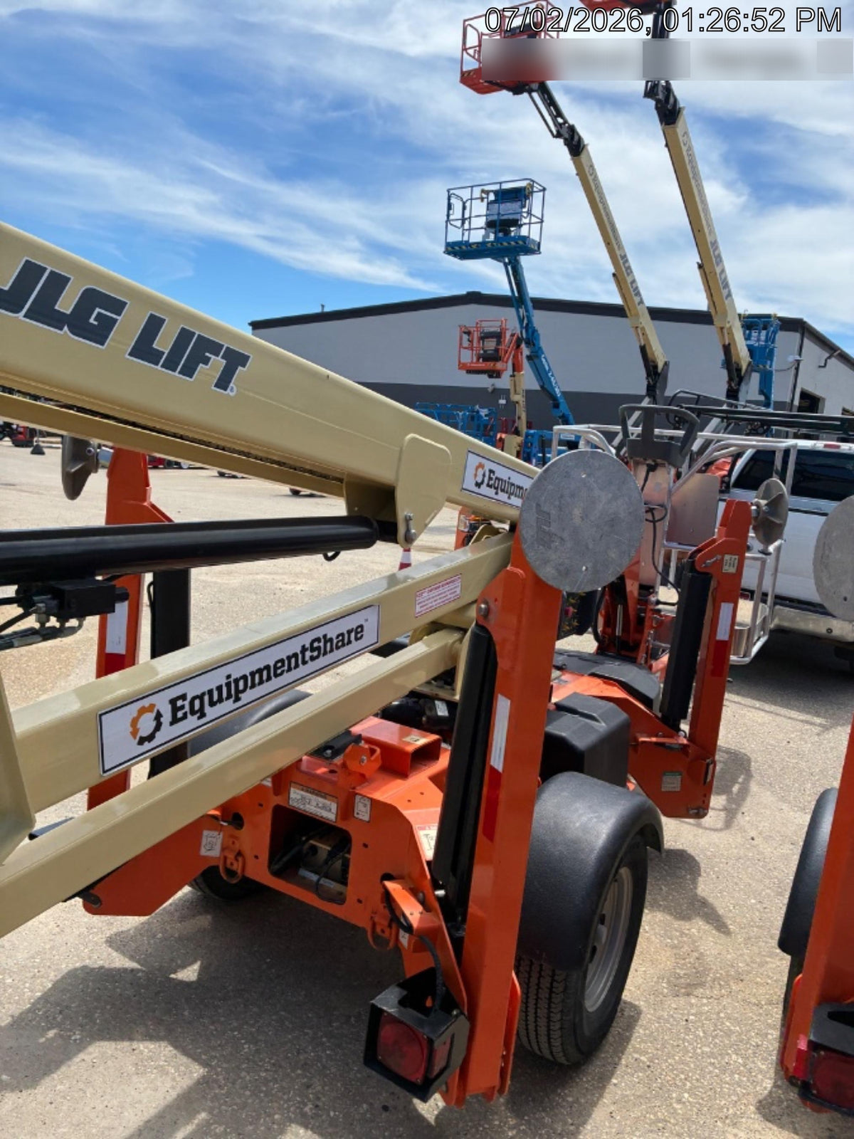 2022 JLG T350