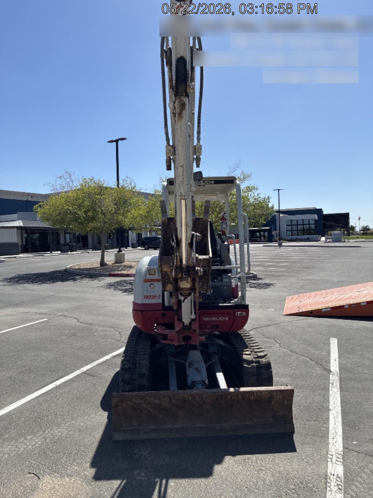 2022 TAKEUCHI TB235-2R