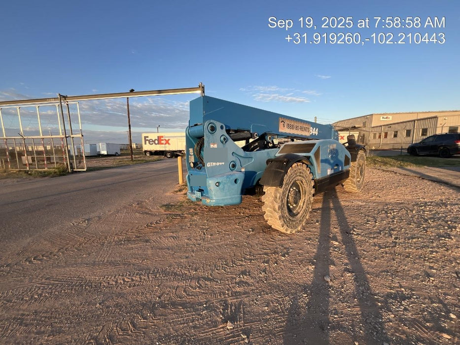 2018 Genie GTH-844 Genie GTH-844 w/Open ROPS, Solid Tires, beacon/work lights, 60" carriage/forks