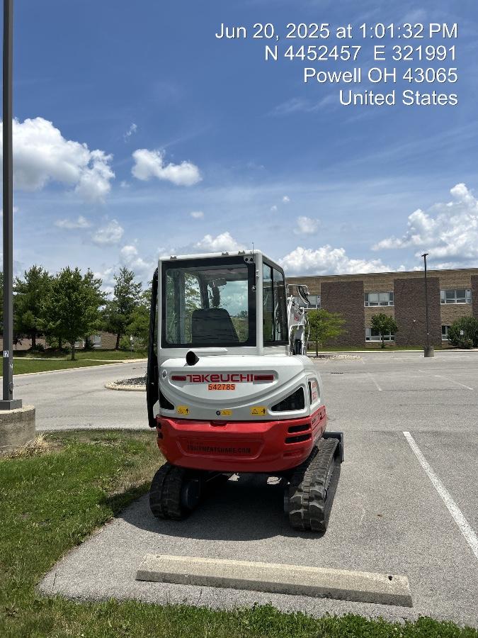 2025 TAKEUCHI TB235-2CR
