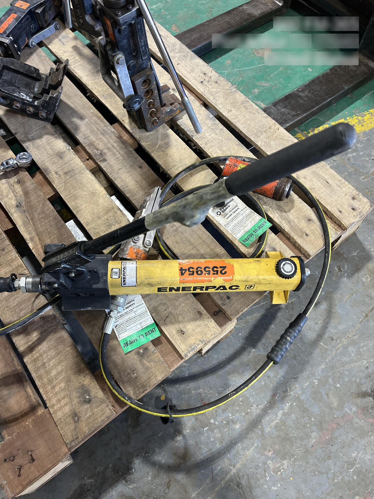 2022 ENERPAC P392