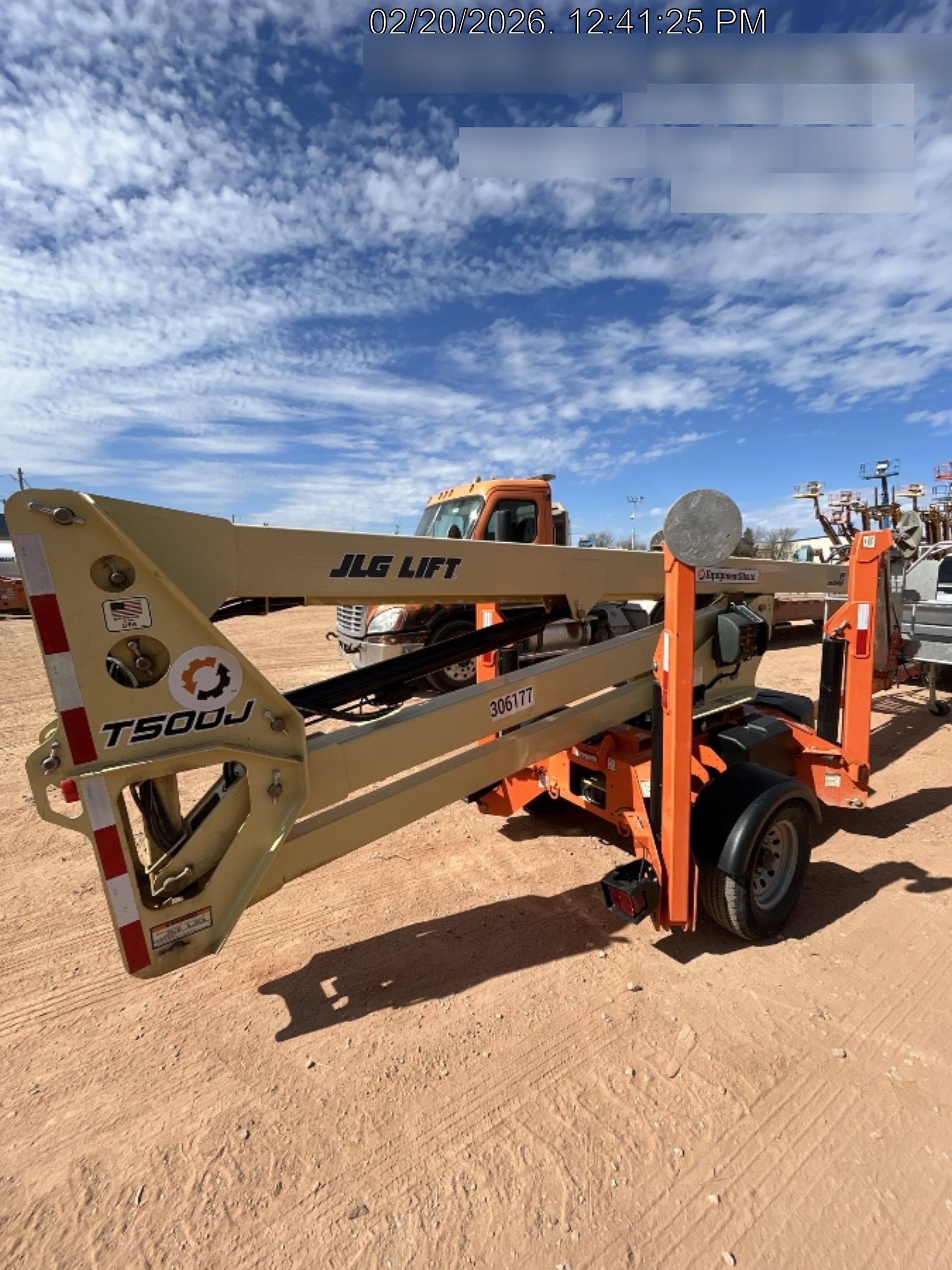 2023 JLG T500J