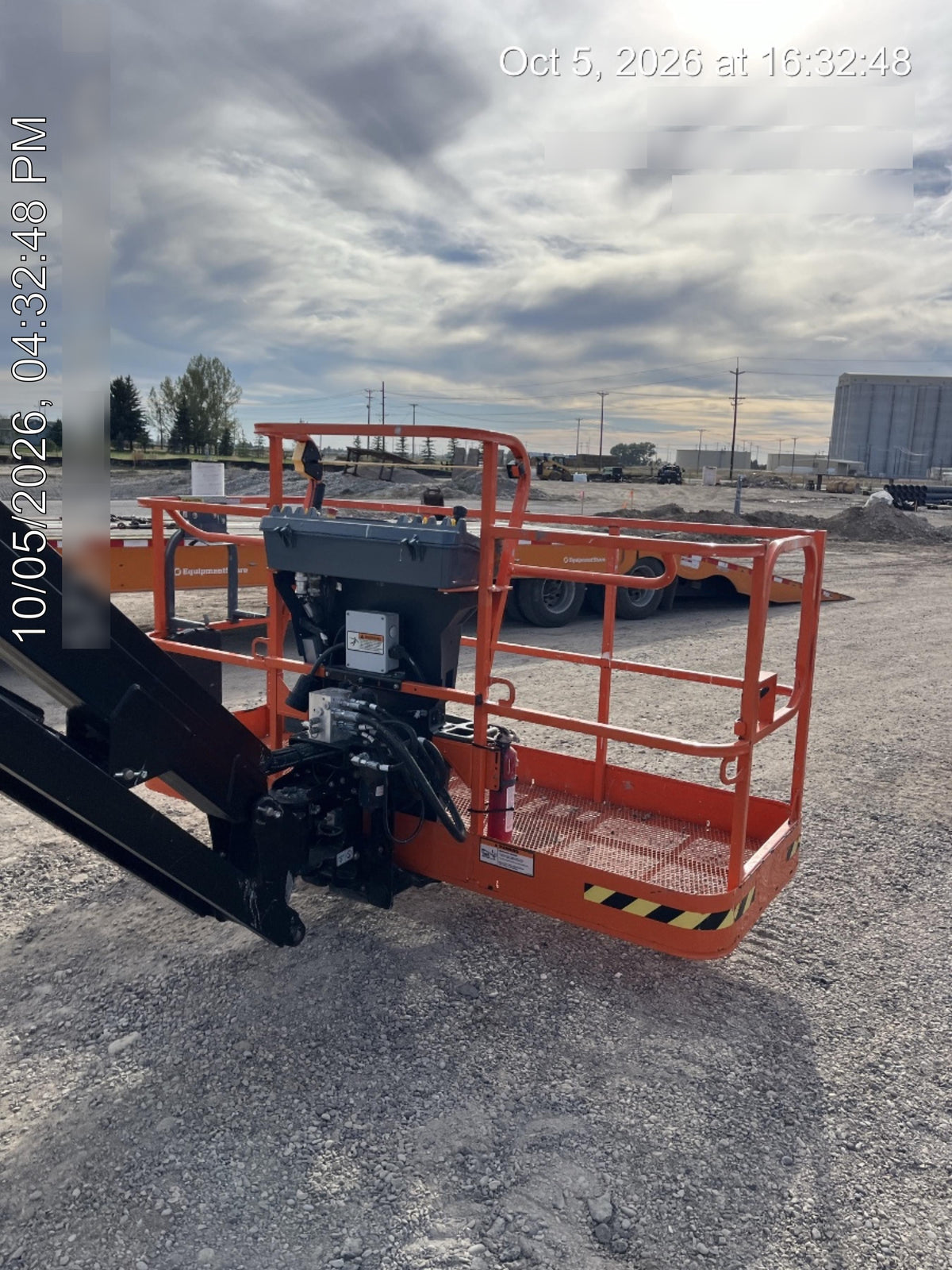 2024 JLG 660SJ