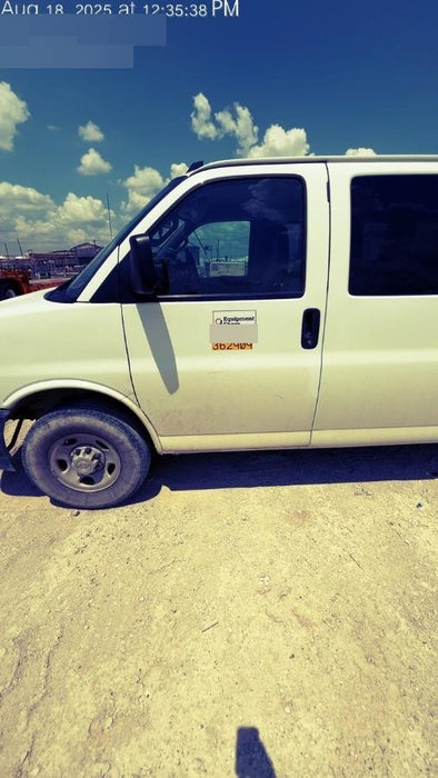 2023 CHEVROLET Express Van - Rental