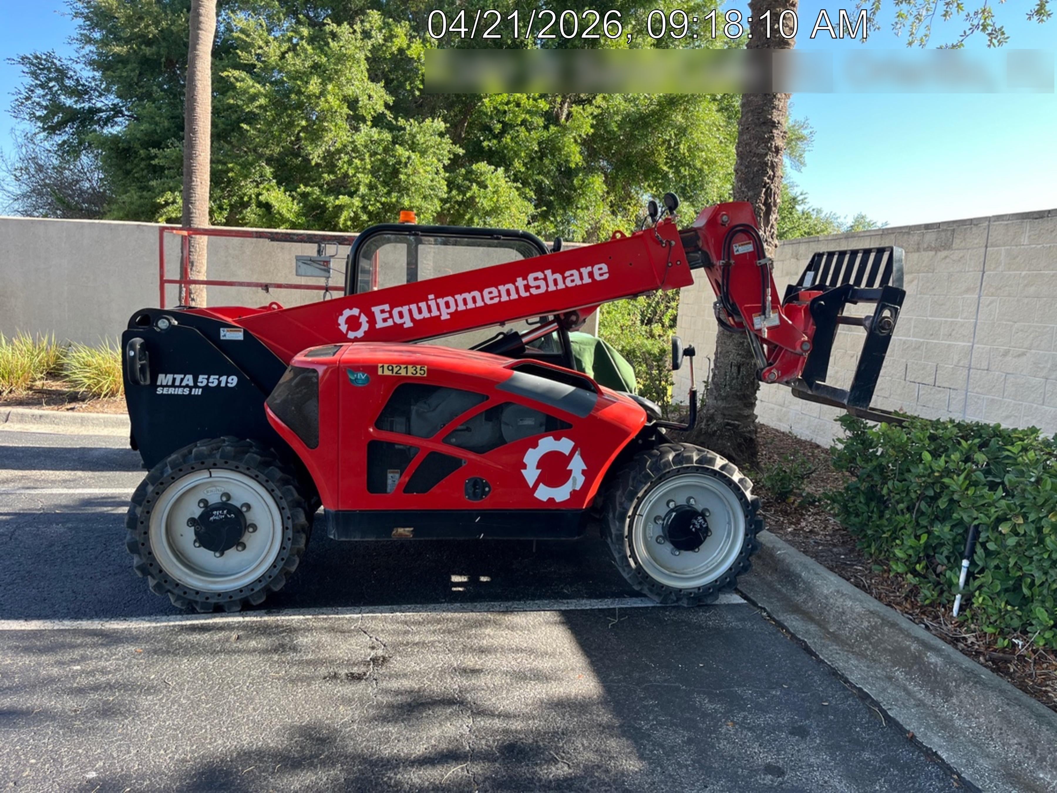 2021 MANITOU MTA5519