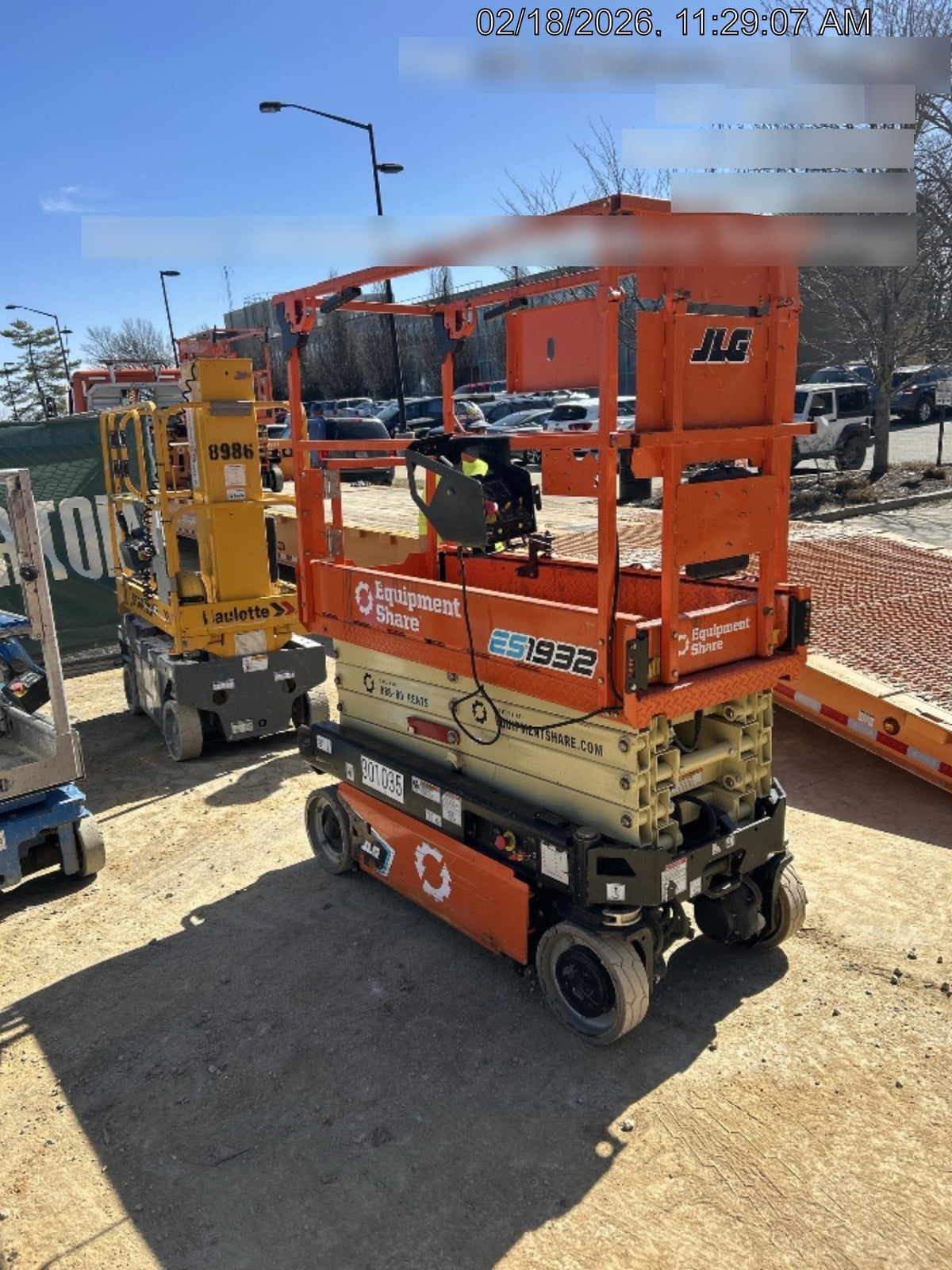 2023 JLG ES1932