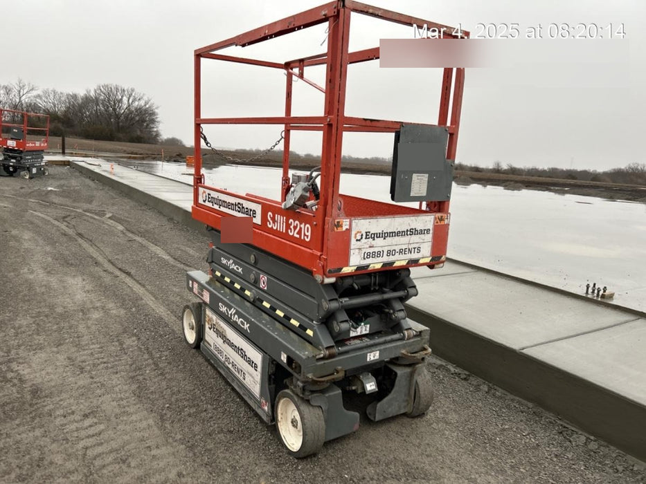 2019 SKYJACK SJIII-3219