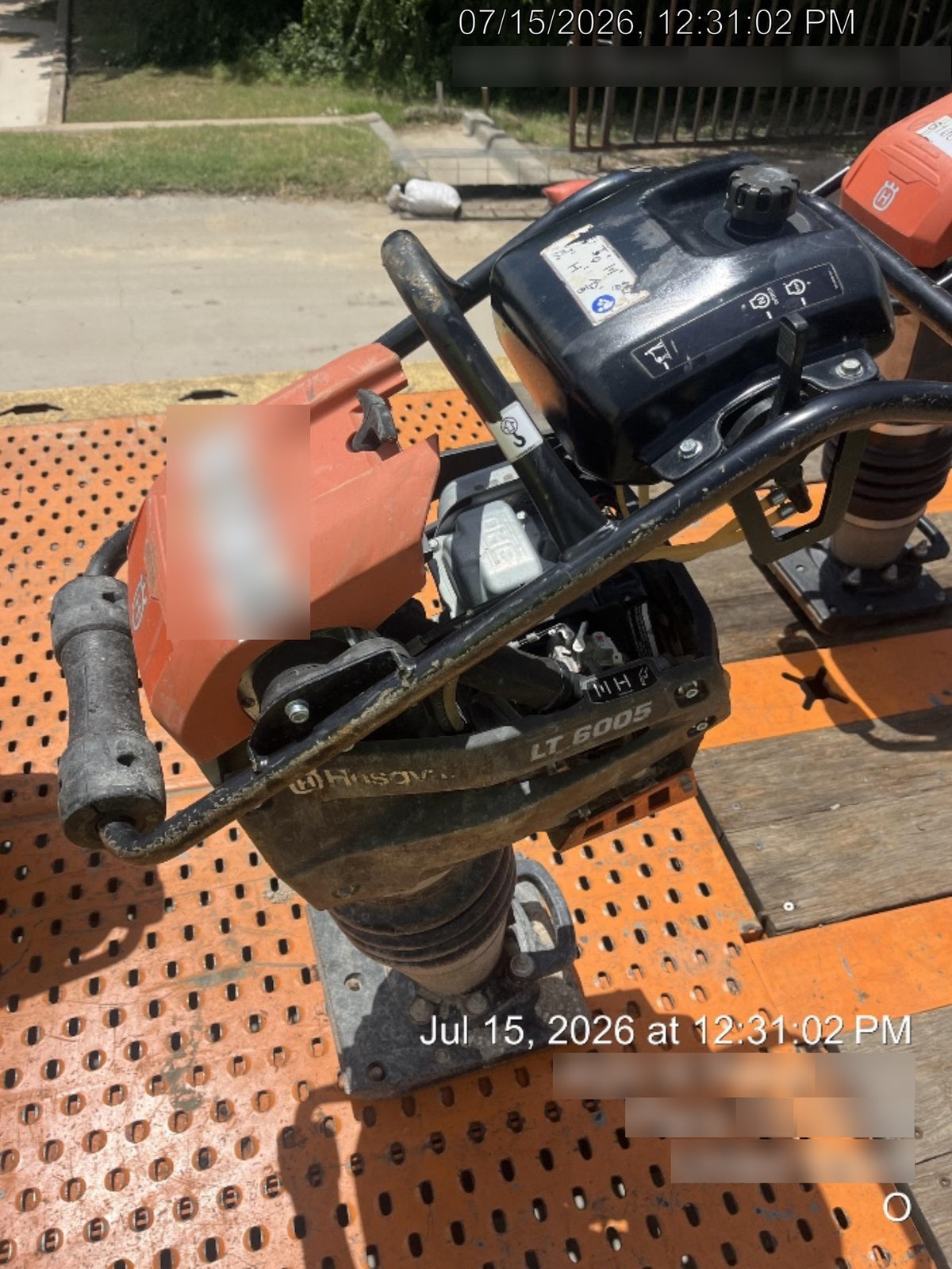 2025 HUSQVARNA LT6005