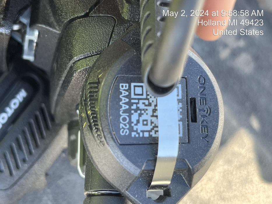 2024 MOTOROLA R7 DISPLAY