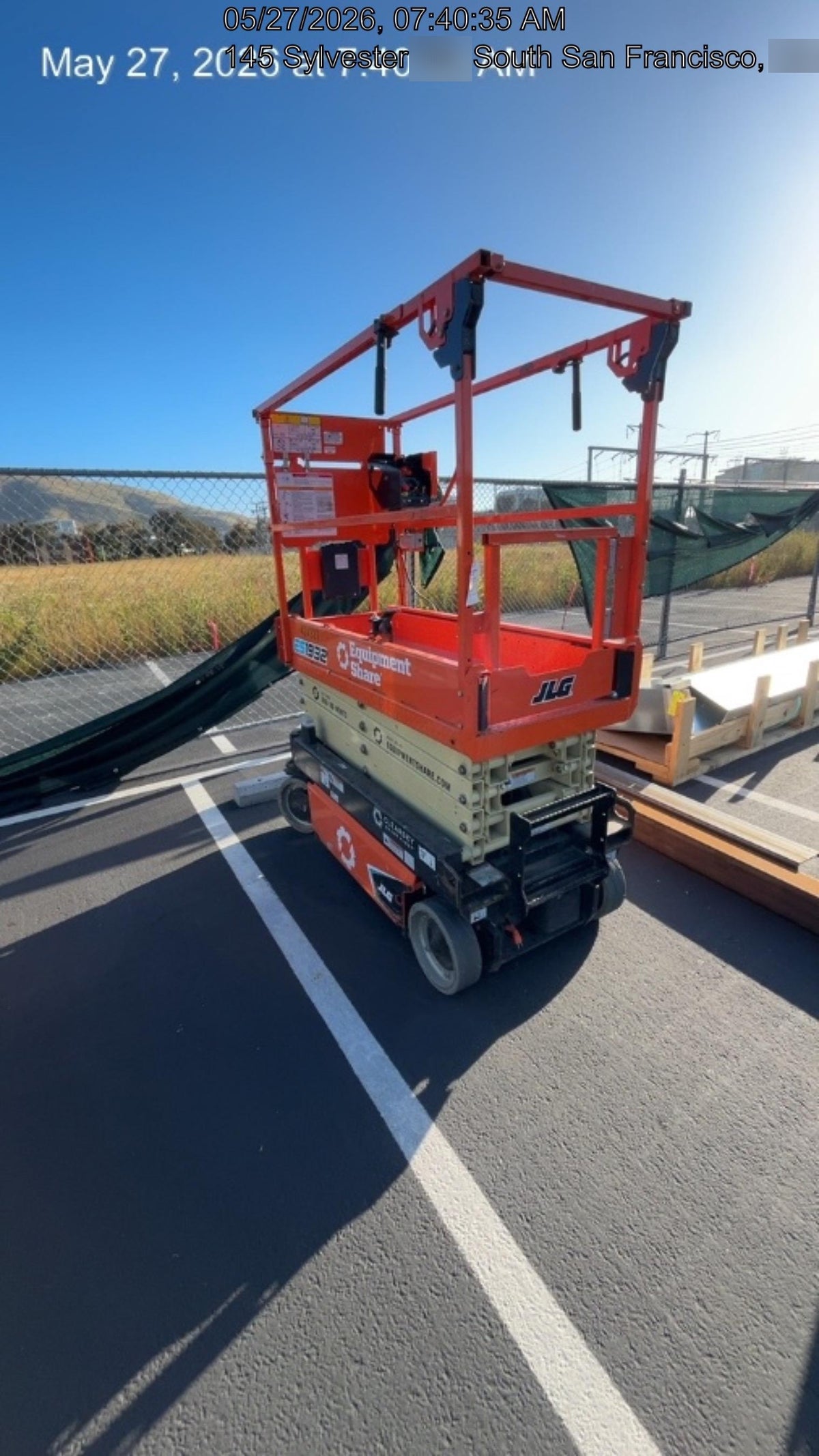 2024 JLG ES1932