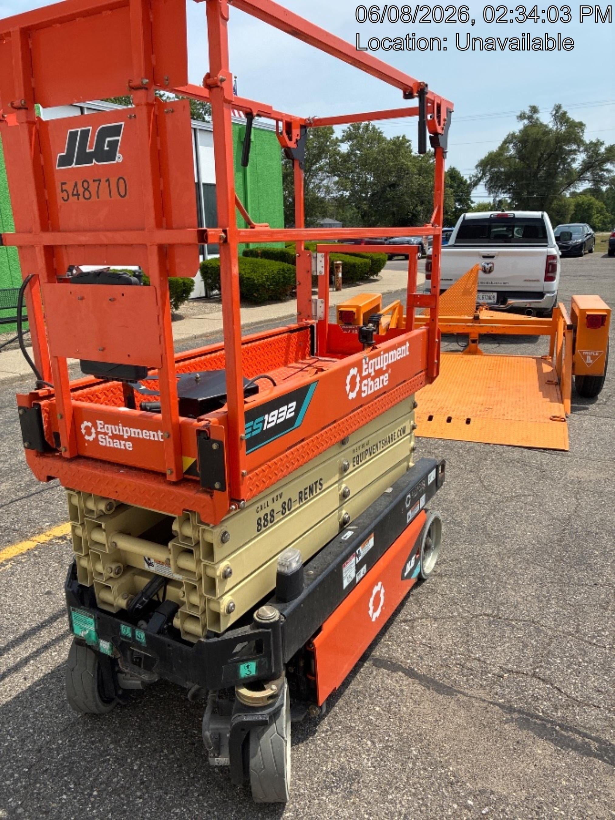 2025 JLG ES1932