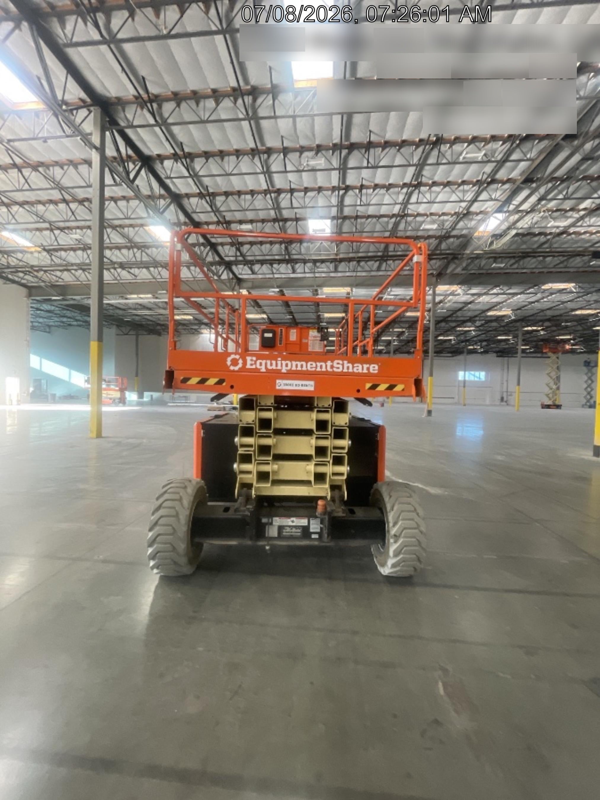 2023 JLG RT4394