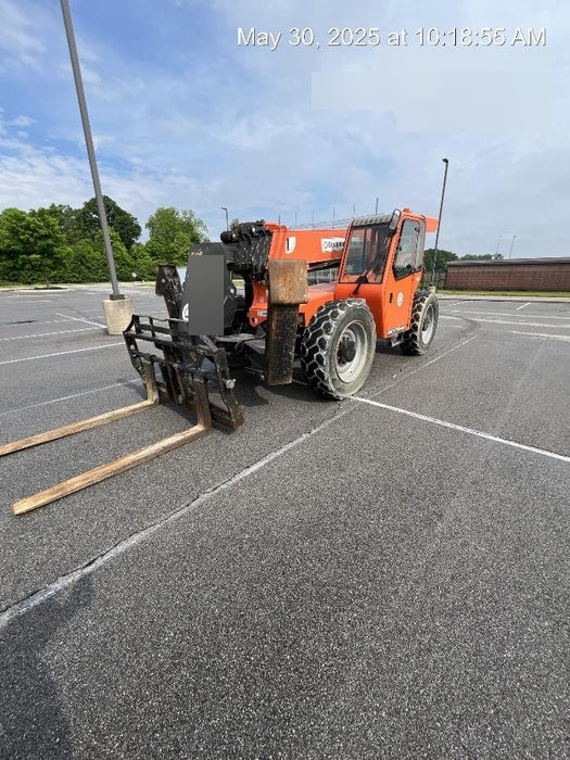 2021 JLG 12054