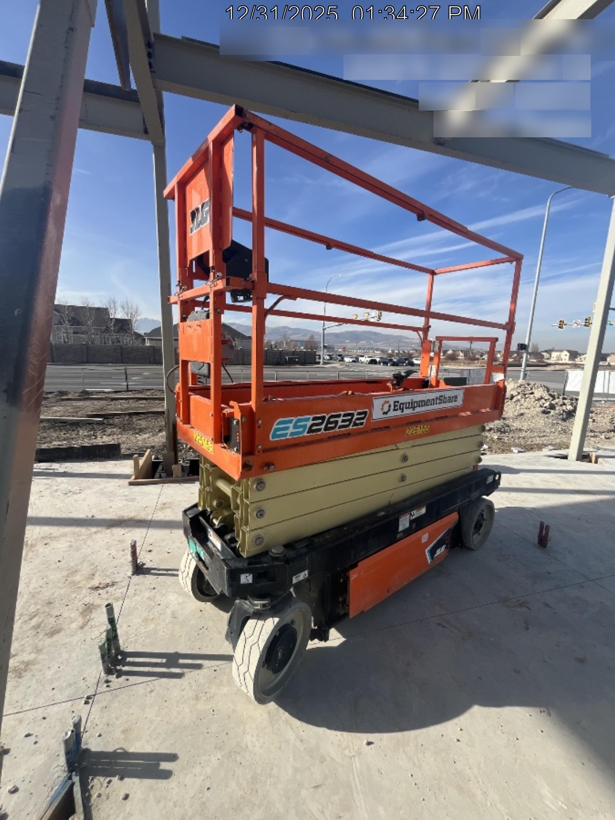 2022 JLG ES2632