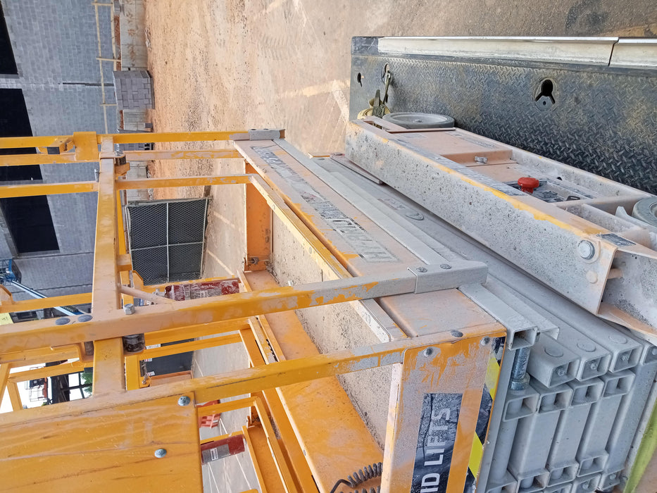 2020 Hy-Brid PS-1930 Pro Series - 19' Scissor Lift, LCS