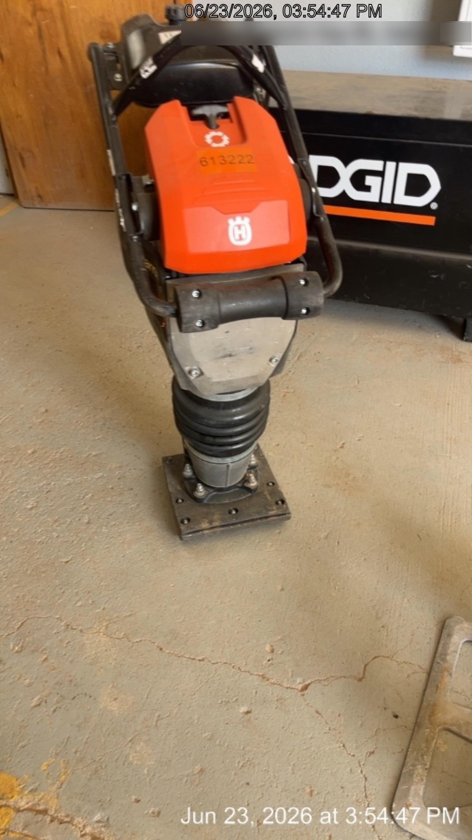 2025 HUSQVARNA LT6005