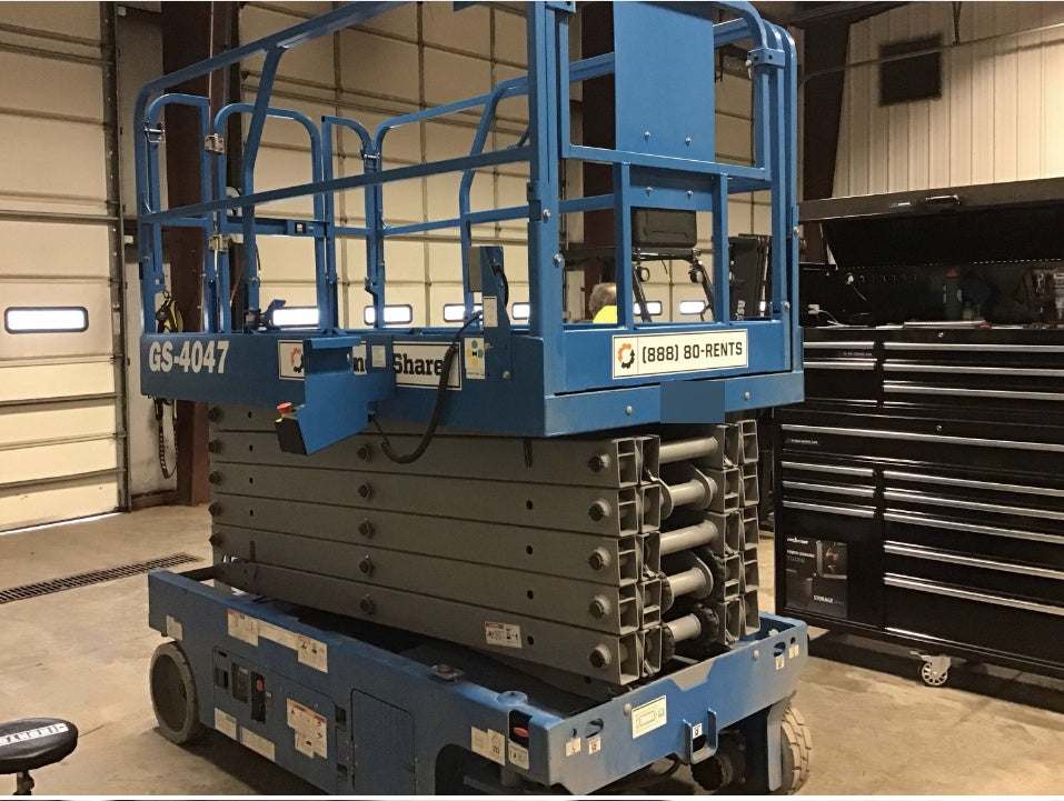2018 GENIE GS-4047