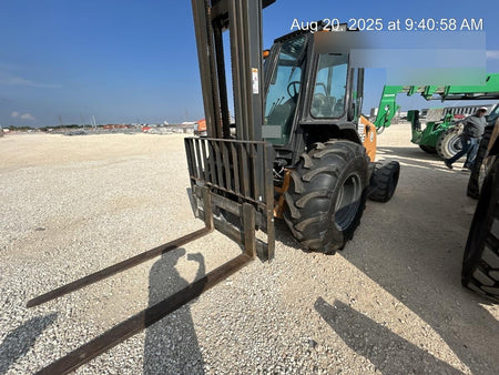 2021 CASE 588H