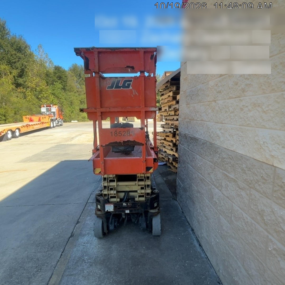 2021 JLG ES1932