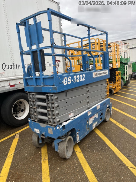 2018 GENIE GS-3232