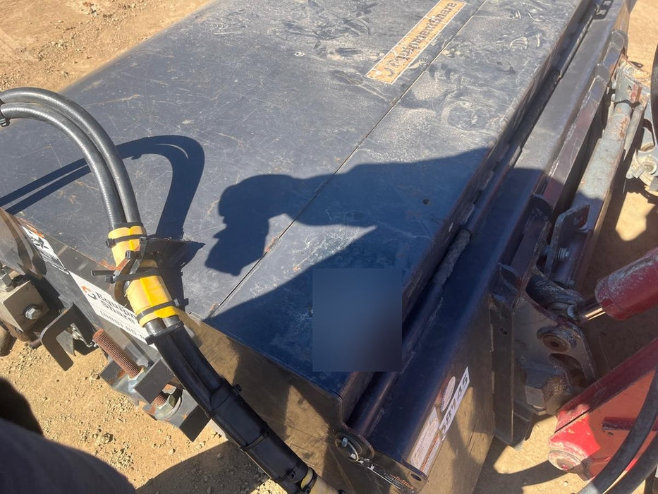 2020 PALADIN Sweepster SB72